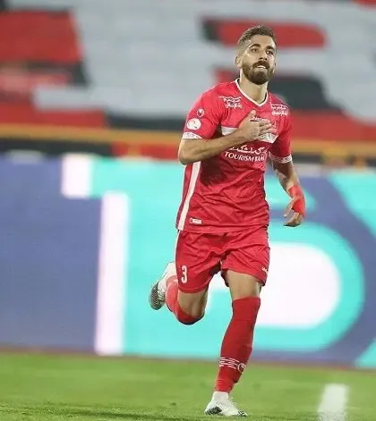 دلیل نیمکت نشین شدن ستاره پرسپولیس لو رفت!
