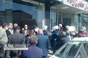 تجمع بازنشستگان مقابل تامین اجتماعی؛ 39 درصد کم است