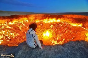 عجایب جهان؛ از یه گودال تو زمین آتیش میزنه بیرون خوفناک و سوزان بهش میگن دروازه جهنم