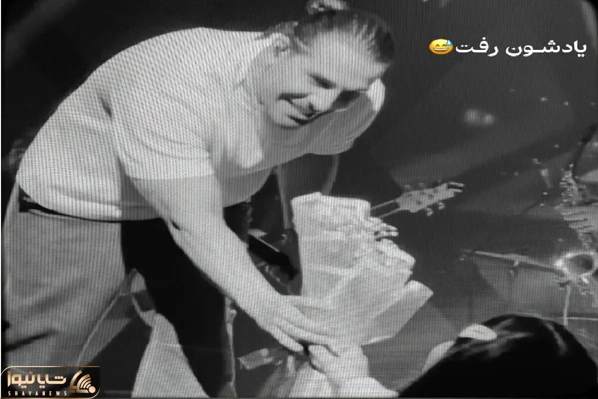 آواز شاد؛ کنسرت مجید رضوی دسته گل میدن میذوقه بقیه آهنگ یادش میره ملت جاش میخونن