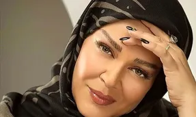 بهاره رهنما در بالکن ویلای لاکچری اش