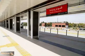 فاصله پرند تا تهران ۲۰ کیلومتر است چطور متروی ۴۰ کیلومتری افتتاح شد؟