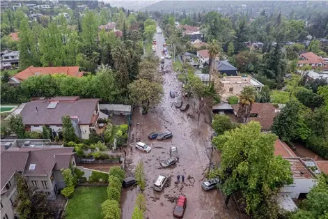 پیش بینی هواشناسی؛ بارش‌های سیل‌آسا در ۱۳ استان؛ کدام مناطق کشور دوشنبه بارانی می‌شوند؟