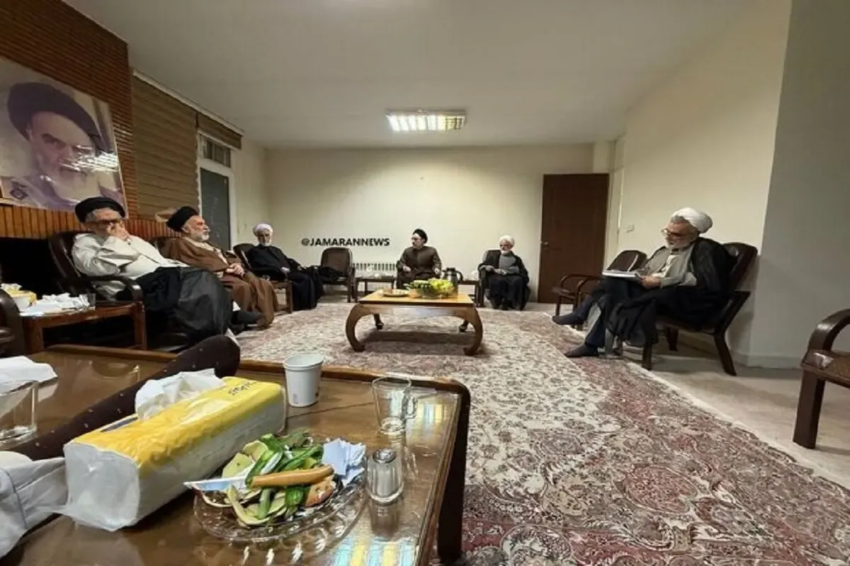 انتشار تصاویر جدید از حضور سید محمد خاتمی در جلسه مجمع روحانیون مبارز
