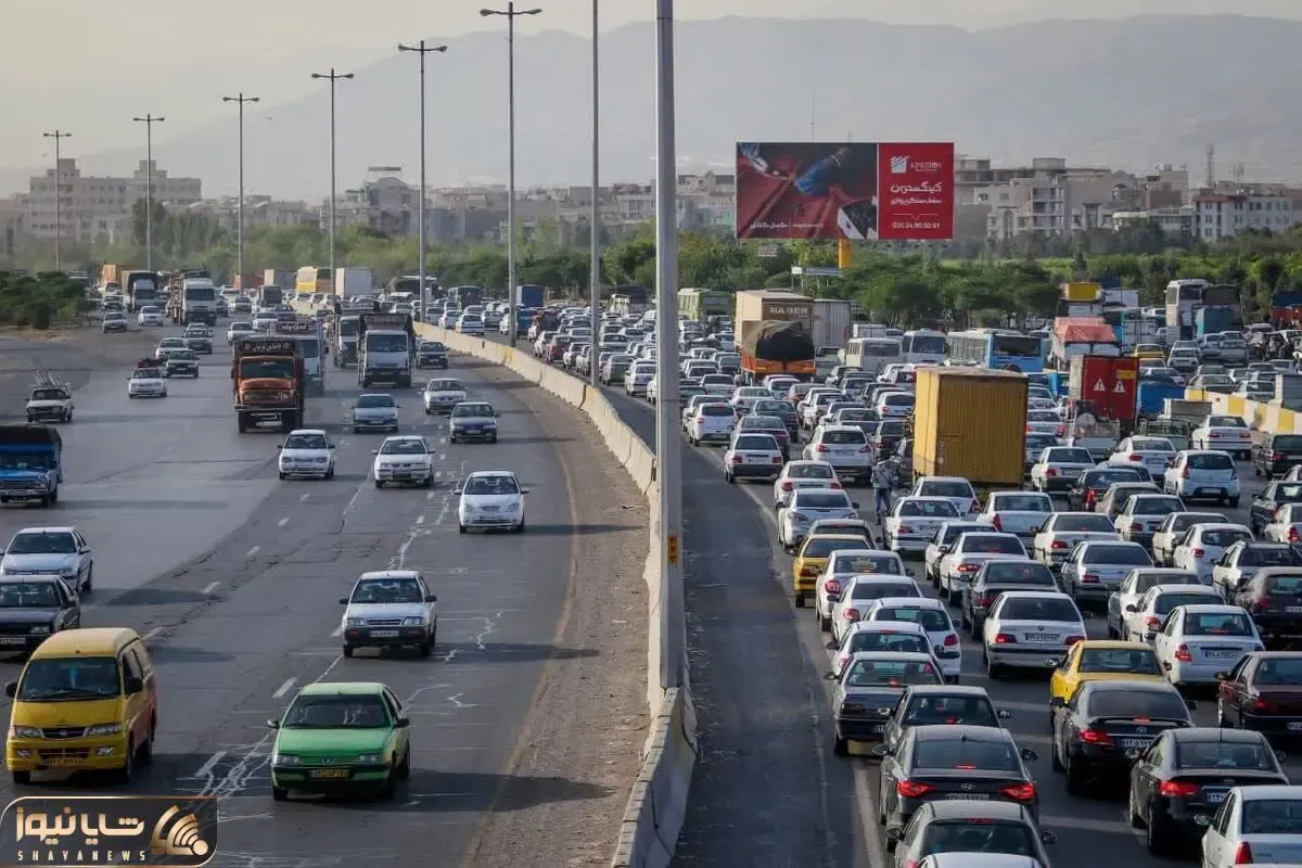 ترافیک سنگین در آزادراه کرج - تهران