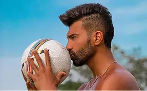 هجوم پرسپولیسی ها به پیج رامین رضاییان بخاطر این عکس!