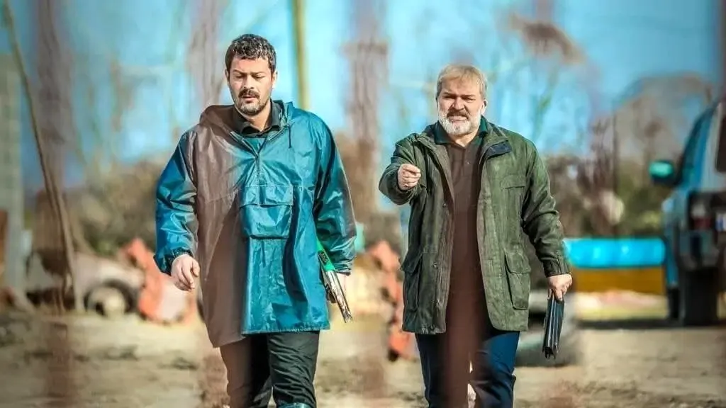 دانلود و تماشای آنلاین قسمت 13 سریال افرا