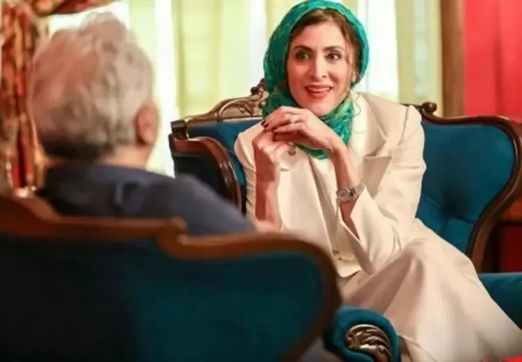 هم خانه شدن الناز و ژاله با چمچاره !