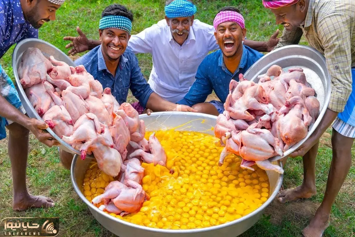 غذای خیابانی؛ املت مرغ و تخم مرغ غول این آشپز هندی رو مرغو چرا اینجوری شست چندش