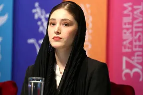 (عکس) فرشته حسینی اینبار در ماشین صابر ابر!