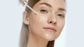 سرم پوست چیست؟ مزایایی باورنکردنی که شما را جوان می کند!