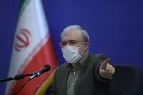نمکی: بجای وزیر بهداشت بگویید مدیرکل مرده شور خانه!