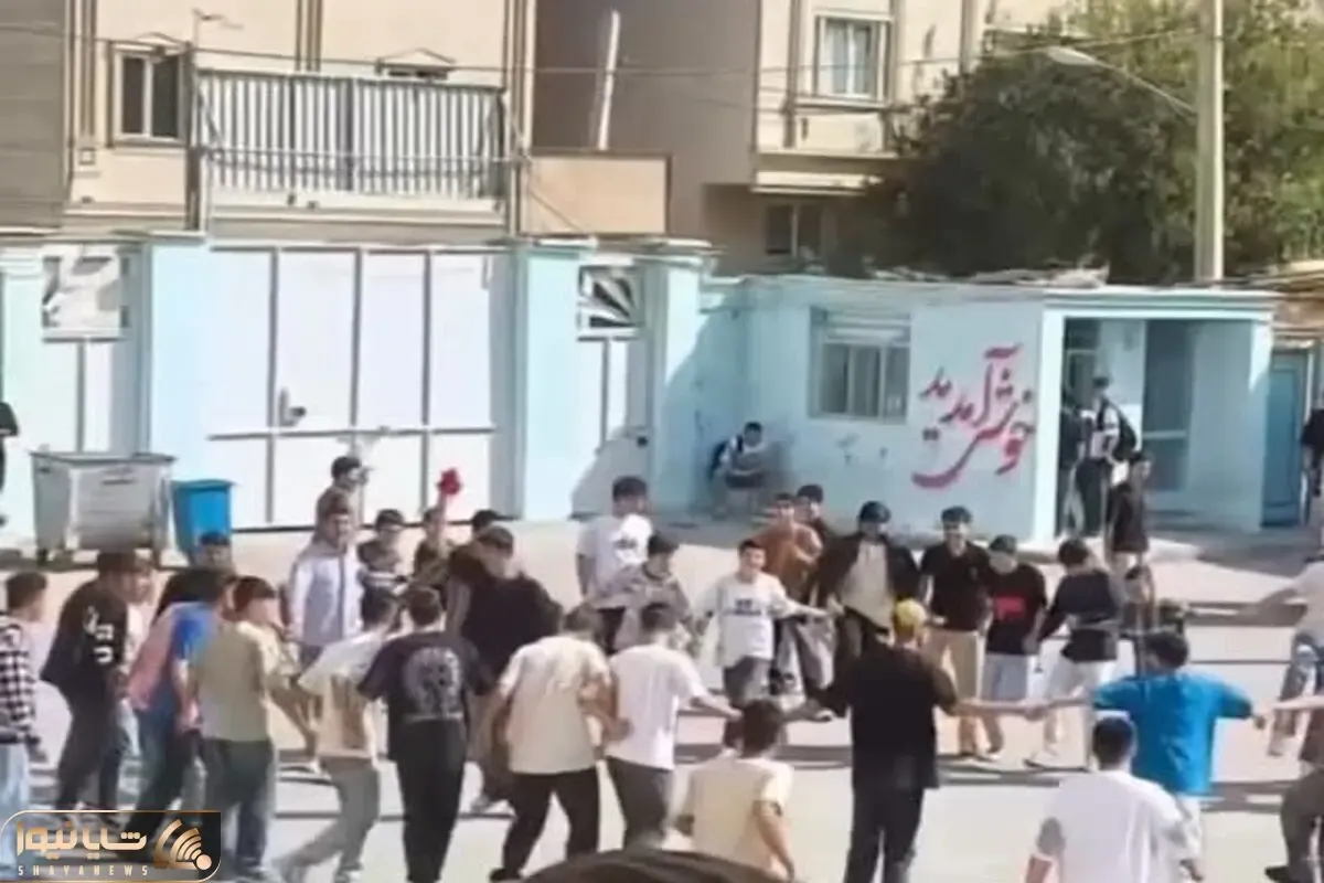 آواز محلی؛ تو مدرسه آهنگ کردی گذاشتن بچه ها حیاطو گذاشتن رو سرشون دهه نودیا حال میکنن