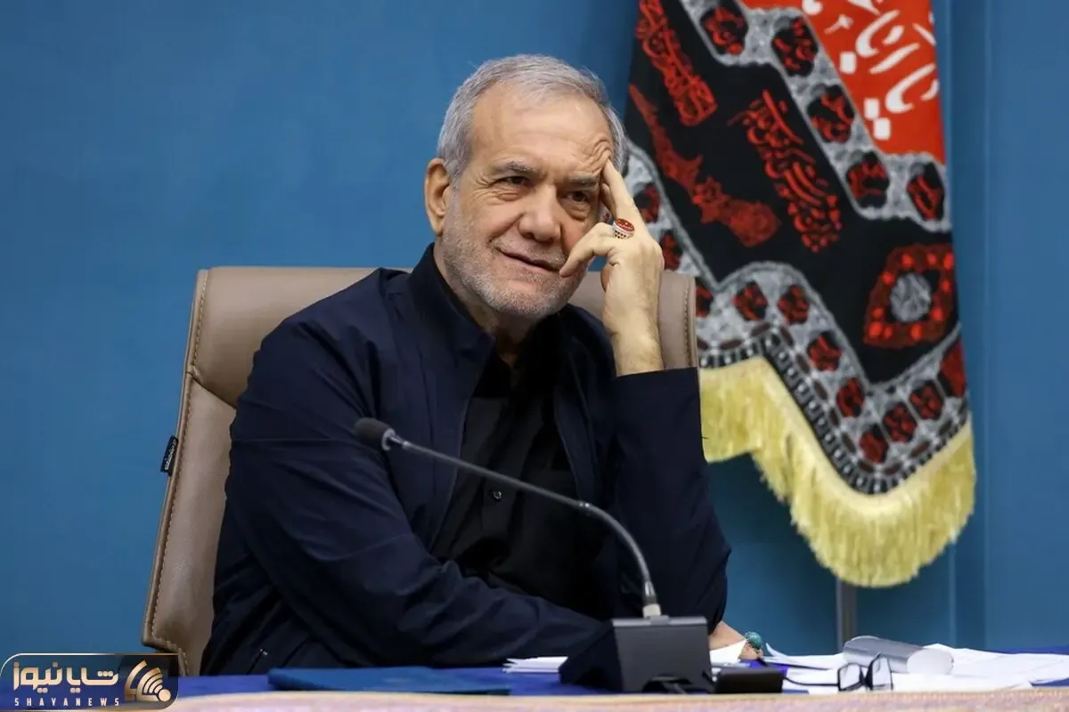 سفر در زمان سال 1368؛ مسعود پزشکیان در 35 سالگی تو اتاق عمل و جبهه با لباس رزم و جفیه