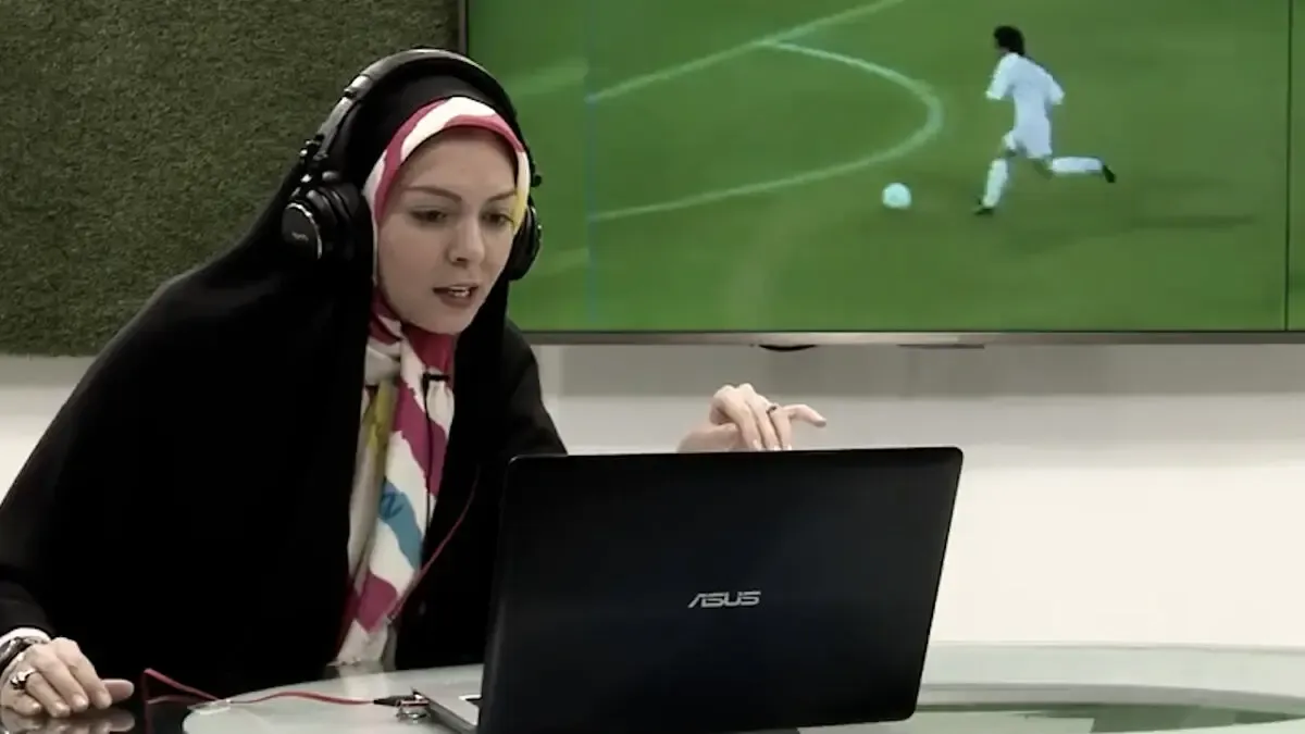 آزاده نامداری هوادار استقلال بود یا پرسپولیس؟