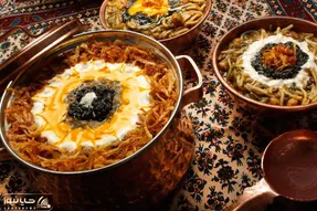 آموزش آشپزی؛ ترفند های خوشمزه تر شدن آش رشته با اندازه دقیق مواد و نکات مربوط به سبزی