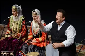 آواز محلی/رشتی ها این آها بوگو حسابی ترکوندن/ناصر وحدتی با تمام عشق میخونه