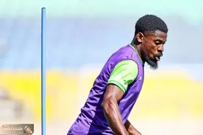 (عکس) شمارش معکوس برای رونمایی از ستاره معروف پرسپولیس