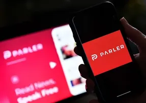 اپلیکیشن پارلر چیست و چرا جنجالی شد؟