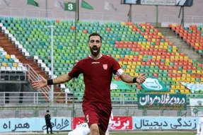 امین قاسمی نژاد با استقلال تمام کرد!