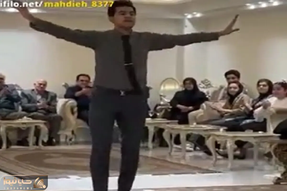 آواز شاد؛ پسر تبریزی تو مهمونی چنان رقص ماهرانه آذری رفت ابهت ازش چکه میکنه چقد مسلطه