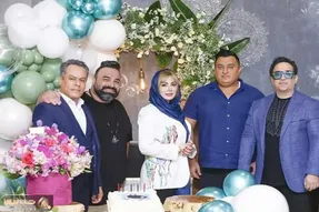 آواز شاد؛ تو تولد نیوشا ضیغمی گروه آیلان چه رقص آذری کردن فقط هی هی کردن بازیگرا