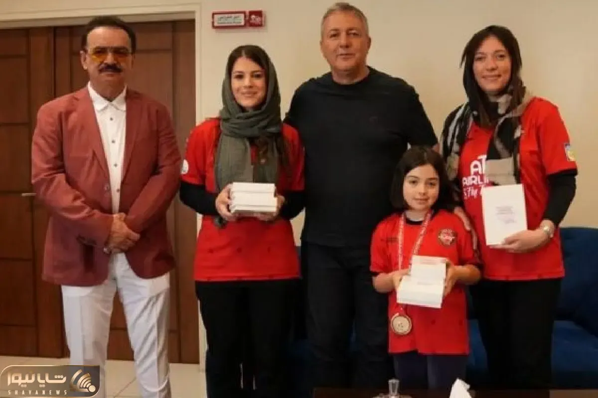 زنوزی ورود کرد، اسکوچیچ در تراکتور ماندنی شد