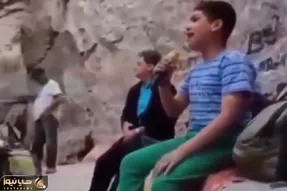 آواز احساسی؛ پسر نیم وجبی حنجره طلا با سوز و آه تو دل کوه آهنگ معروف شجریان رو خوند