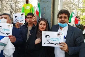 (ویدوی) تجمع طرفداران احمدی نژاد در نارمک و دعوت انتخاباتی از وی