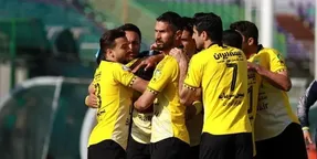 (عکس) شیطنت سپاهانی‌ ها پیش از بازی با پرسپولیس!