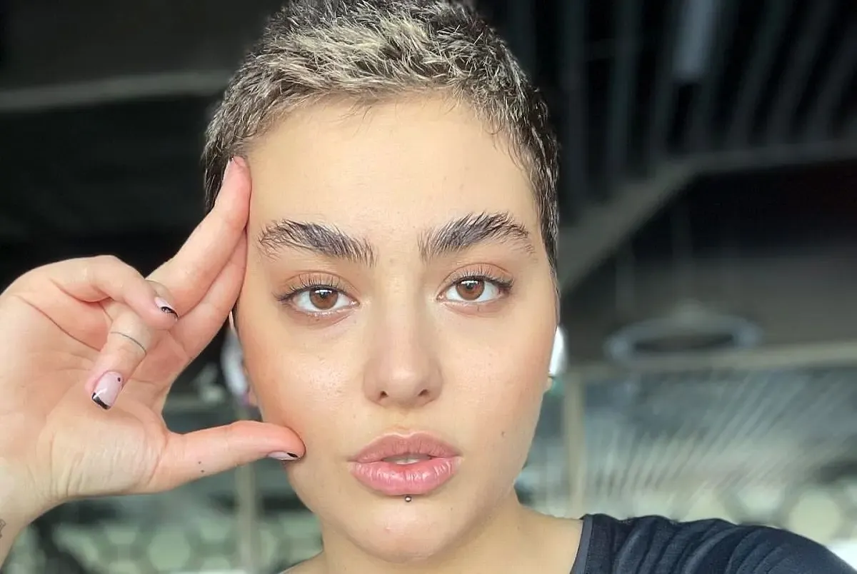 ریحانه پارسا پدر و مادرش را با خاک یکسان کرد