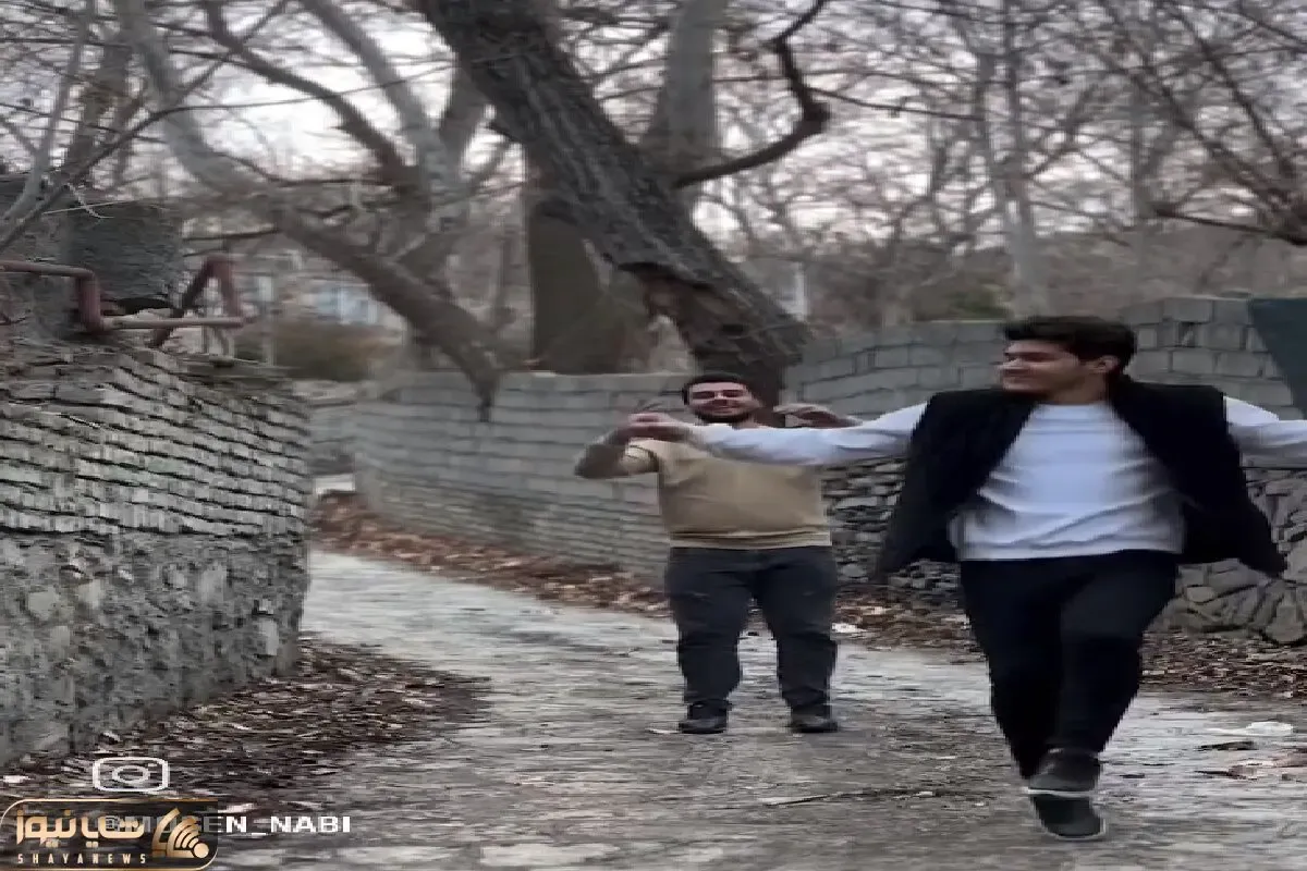 آواز شاد؛ پسره جوری رو پاهاش برا رقص پا تسلط داره که خیلی ها روی زندگیشون ندارن بنازم