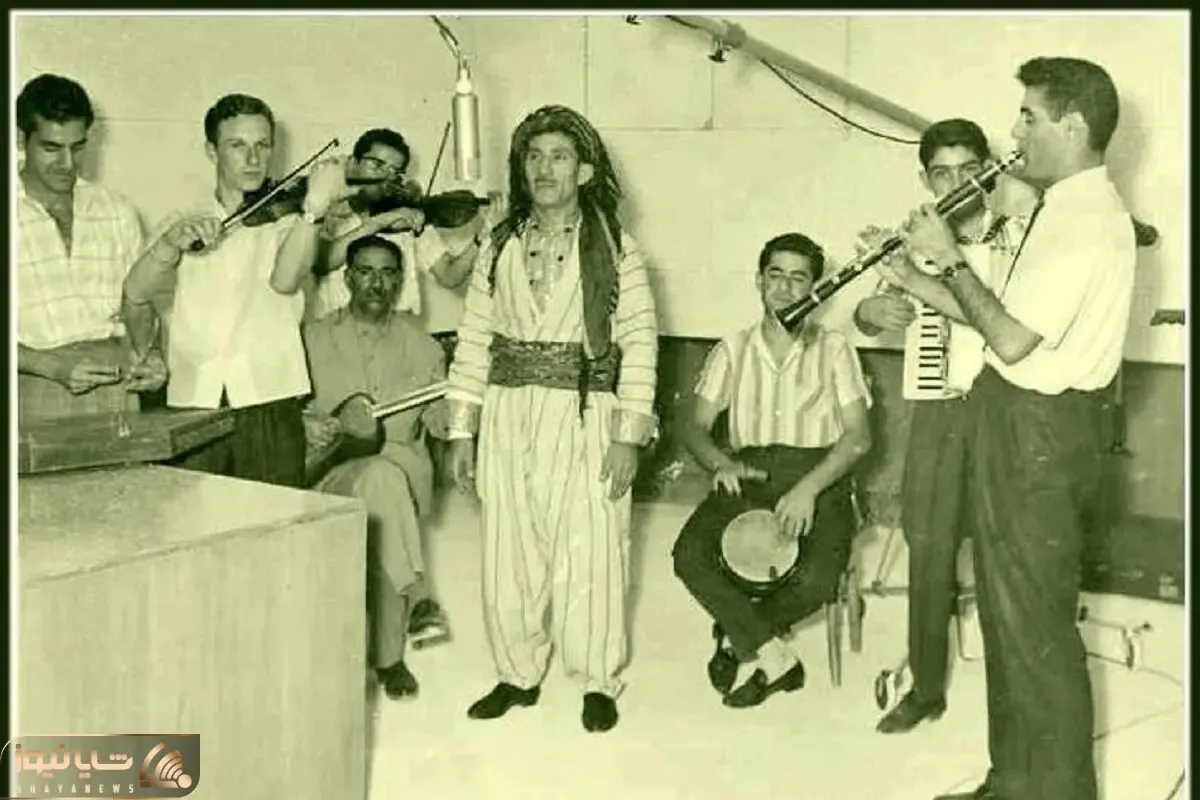 آواز جیگرسوز؛ خواننده تو عروسی با چشمای پر آهنگ حسن زیرک رو میخونه همه تو اغماء رفتن