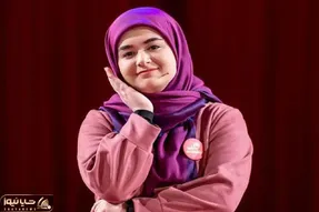 سکانس خندان؛ مامانی من اسمش ننه است / اجرای فوق خنده دار هانا در کارناوال