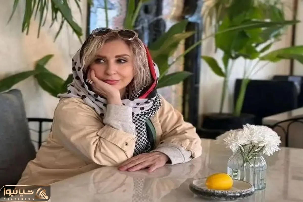 آواز هنرمندانه؛ همخوانی شیک مرجانه گلچین در کنسرت با استایل Black and white