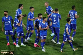 هافبک جدید استقلال شنبه به ایران می‌آید