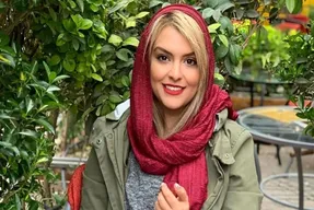 دنیا مدنی بازیگر سینما از ایران رفت؟