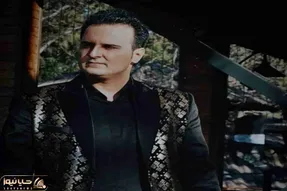 آواز بهجتی؛ آهنگ لری عروسی که سجاد اسکینی خوند و همه رو دستمال به دست به رقص درآورد