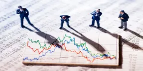 خروج بزرگ حقیقی‌ها از بورس ۱۴۰۰