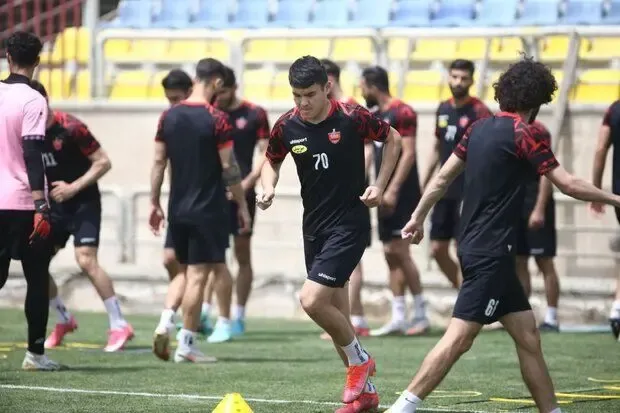 خروج دو بازیکن از پرسپولیس تقریبا قطعی شد