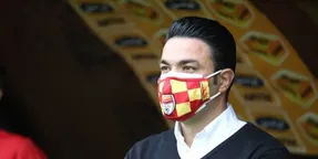 جواد نکونام: ساعت بازی ما با پرسپولیس را تغییر دهید؛ سرد است!