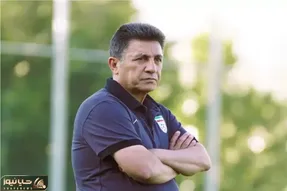قلعه‌نویی: سرعت بالای بازی تراکتور - پرسپولیس را دیدم؛ لیگ را هر روز زیر نظر داریم