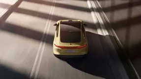 نیو از سدان برقی جدید خود ET5 رونمایی کرد