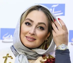 (ویدیو) ماجرای فیلم منتشر شده از الهام حمیدی در جواهر فروشی