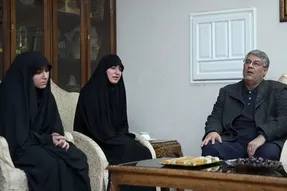انتقاد تند دختر حاج قاسم سلیمانی به کاندیداتوری خواهرش نرجس