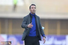 سرمربی استقلالی در راه آبادان؟