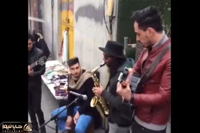 آواز خیابانی؛ این اکیپ چه دلنشین آهنگ نگران منی مرتضی پاشایی رو تو برف و بارون میخونن