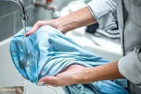 ترفندای خونگی پاک کردن لکه روغن از لباس؛ اینطوری لباستُ به جذابیت روز اول برگردون