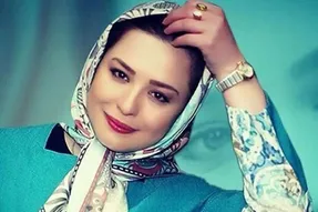 (عکس) چهره بدون آرایش و جذاب مهراوه شریفی نیا در خوشگذرانی!