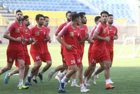تنور داغ نقل و انتقلات باشگاه پرسپولیس